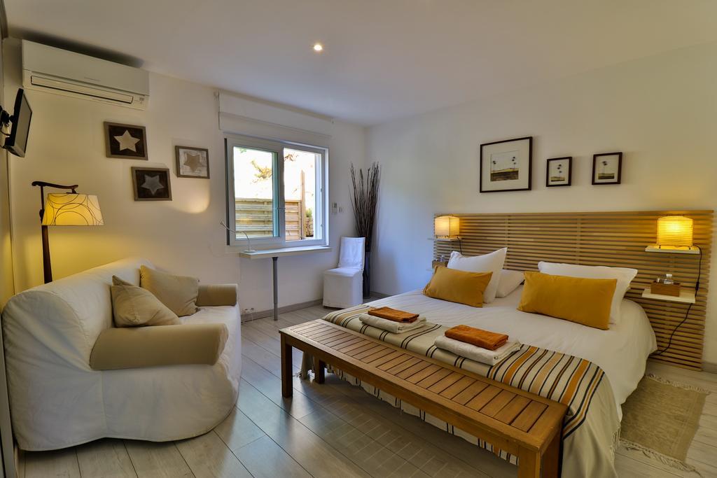 Les Chambres D'Hotes Du Grand Mornas Carry-le-Rouet Εξωτερικό φωτογραφία