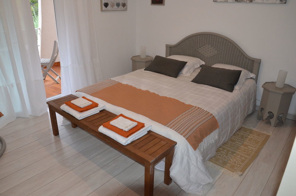 Les Chambres D'Hotes Du Grand Mornas Carry-le-Rouet Εξωτερικό φωτογραφία